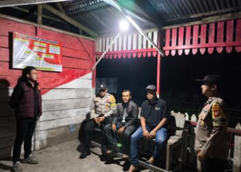 Polisi Cek Pos Kamling di Pangkalan Kuras, Warga Diajak Aktif Jaga Keamanan