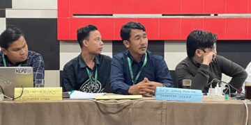 IInstitusionalisasi Kekuasaan Dan Evolusi Sistem Pemerintahan Dari Kerajaan Hingga Struktur Politik Modern