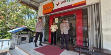 Polsek Kuala Kampar Gelar Patroli KRYD, Antisipasi Kejahatan C3 di Objek Vital dan Pertokoan