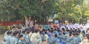 Polisi Edukasi Pelajar soal Bahaya Narkoba dan Pergaulan Bebas di Pangkalan Kuras