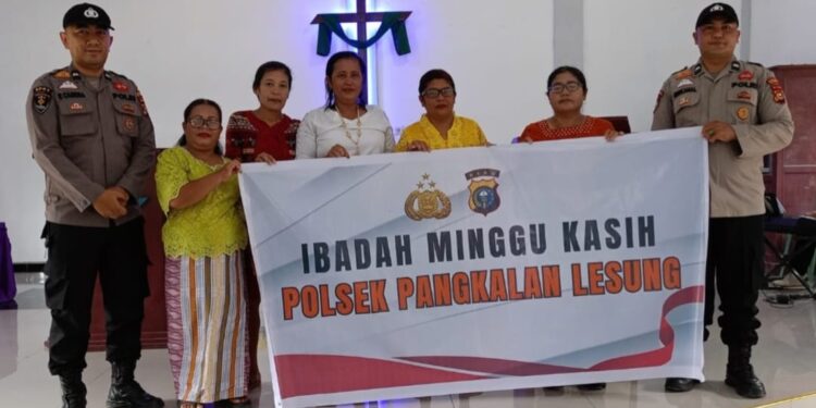 Polsek Pangkalan Lesung Gelar Minggu Kasih, Warga Keluhkan Hoaks hingga Pencurian Sawit