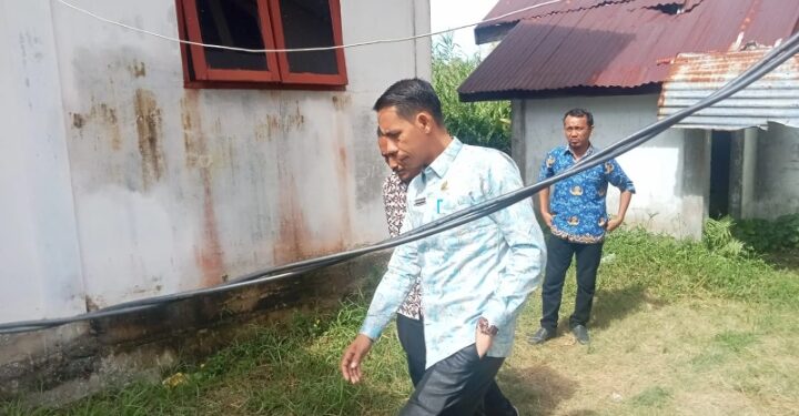 Blusukan Ke Sekolah, Plt Kadisdikbud Aceh Singkil Soroti Kebersihan