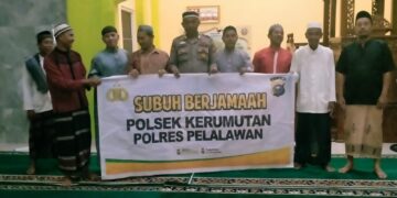 Subuh Berjamaah di Masjid Al Ikhlas, Polsek Kerumutan Jaga Kondusivitas Wilayah