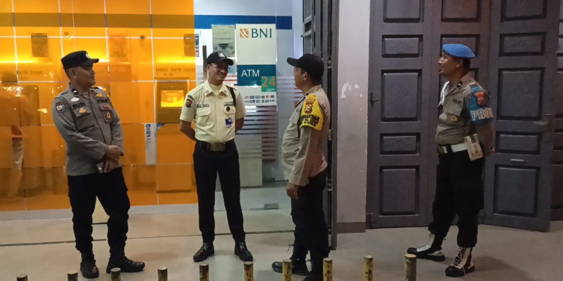 Polsek Pangkalan Kerinci Intensifkan Patroli Malam, Cegah C3 dan Jaga Kamtibmas Tetap Kondusif