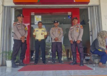 Polsek Kuala Kampar Gelar KRYD, Patroli Objek Vital dan Pertokoan