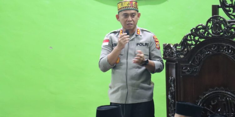 Safari Subuh, Kapolres Aceh Tengah Ajak Warga Jaga Kamtibmas, Kebersihan Lingkungan, dan Bijak Bermedsos
