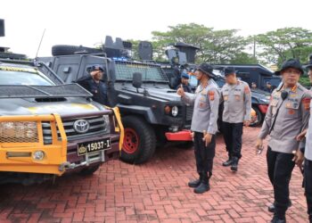 Polda Aceh Simulasikan Sispamkota, Tegaskan Pelayanan Humanis Jelang May Day 2026