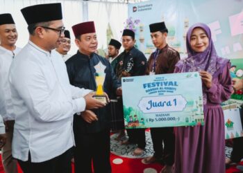 Holding Perkebunan Nusantara melalui PTPN IV PalmCo Regional III Festival Hadroh untuk Generasi Muda, Pemkab Rohul Beri Apresiasi 