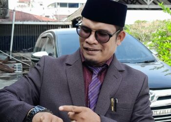 Tgk TIR Sang Penjaga Masjid Dan Mantan Ceh Didong Raih Gelar Doktor Predikat Cumlaude