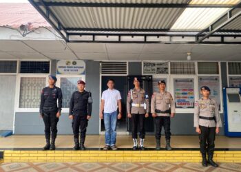 Personel Brimob Batalyon D Pelopor Polda Aceh Sambangi Rutan Takengon 