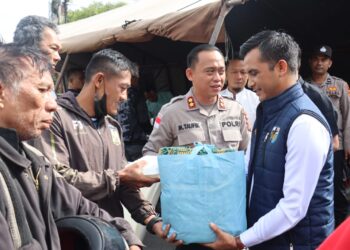 Polres Aceh Tengah Peringati Hari Buruh dengan Aksi Humanis “Jum’at Berbagi”