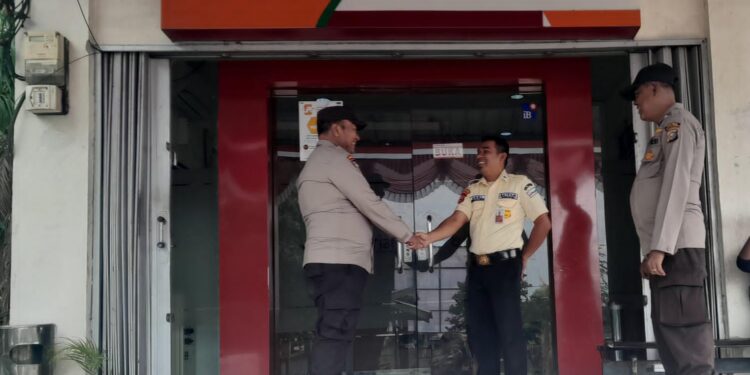 Patroli KRYD Polsek Kuala Kampar Sasar Perbankan dan Keramaian, Situasi Kondusif