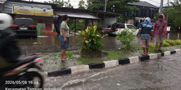 RHUKI Riau Soroti Genangan Air di Jalan Muchtar Luthfi Panam, Minta Pemko Pekanbaru dan PUPR Segera Bertindak