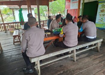 Personel Polsek Kuala Kampar Imbau Warga Jaga Kamtibmas dan Dukung Ketahanan Pangan
