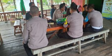 Personel Polsek Kuala Kampar Imbau Warga Jaga Kamtibmas dan Dukung Ketahanan Pangan