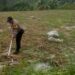 Polsek Pangkalan Kerinci Laksanakan Pembersihan Lahan Astacita untuk Persiapan Tanam Jagung Pipil