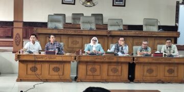 Anggota DPRK Mukhlis Dampingi Susilawati Terima Kunker DPRK Gayo Lues