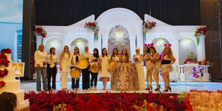 Anniversary Pernikahan ke-16, Uci Dan Hengky Frans Launching Skincare 