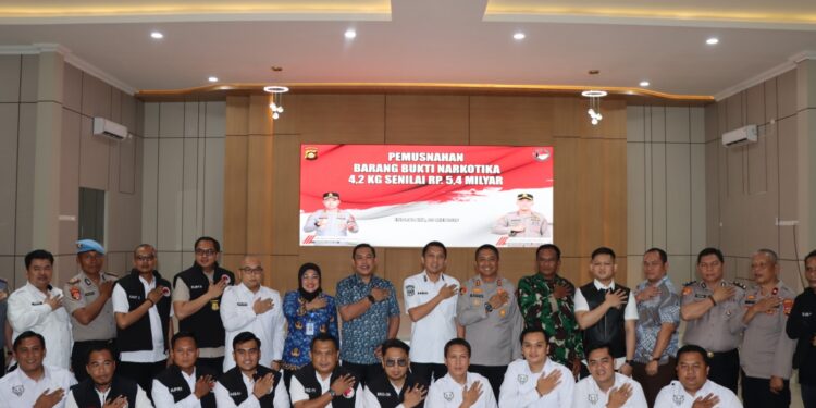 Polres Ogan Ilir Musnahkan 4,2 Kg Sabu Dan Ekstasi Senilai 5,4 Miliar, Selamatkan 20.000 jiwa