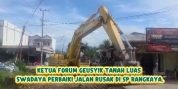 Ketua APDESI Tanah Luas Swadaya Perbaiki Jalan Rusak Di SP Rangkaya