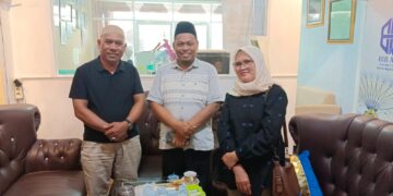 Zakaria Kunjungi Kantor Bir Ali Tour Dan Travel Pusat
