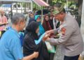 JUMAT BAROKAH BERBAGI REJEKI – POLSEK KAMPAR SERAHKAN SEMBAKO KE DESA PULAU TINGGI”