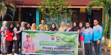 Polsek Singingi Hilir Gelar Program Green Policing dan Gerakan Gen Z Cinta Lingkungan di SDN 004 Tanjung Pauh