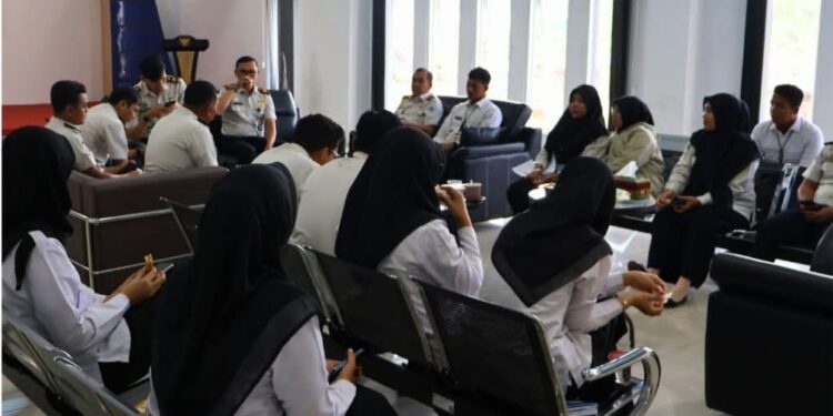 Kakanim Takengon Bersama Pejabat Struktural Dan pegawai Gelar Coffee Morning