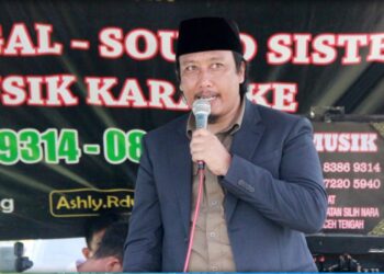 Fahrijal Kasir Hadiri “Munyerahni Murid Ari Teungku Guru Ku Urang Tue” SMPN 23 Takengon