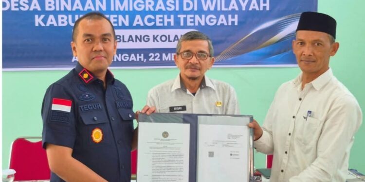 Kakanim Takengon Kukuhkan Kampung Blang Kolak I Menjadi Desa Binaan