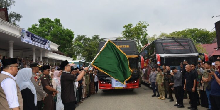 Walikota Langsa Lepas Keberangkatan 198 JCH Menuju Tanah Suci